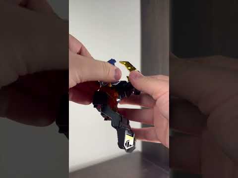 Official YouTube thumbnail for “Metal Cardbot W Solidhorn Card Weapon”.