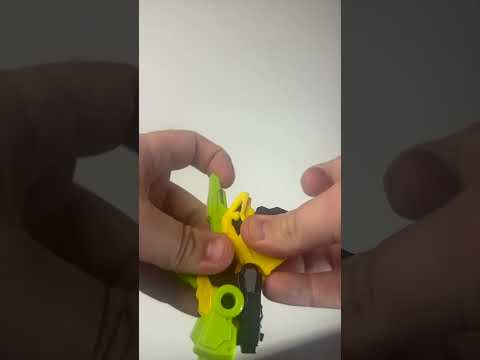 Official YouTube thumbnail for “Metal cardbot Sparkbit Card Weapon”.