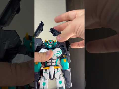 Official YouTube thumbnail for “Metal Cardbot Muscle Hyde transformation”.