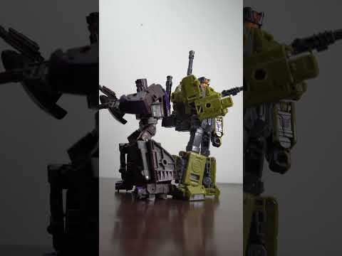 Official YouTube thumbnail for “Transformers Age of The Primes Brawl”.