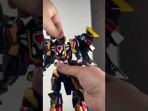 Official YouTube thumbnail for “Metal Cardbot Night Griffon Transformation”.